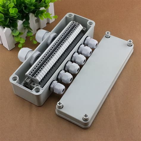 junction box for residential wiring that uses terminal strip|large junction box with terminals.